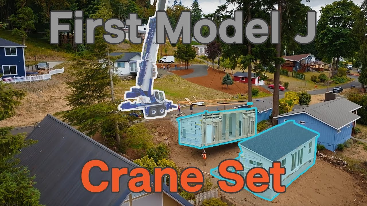 Modular on the Edge: Crane Sets Home on Steep Waterfront Lot