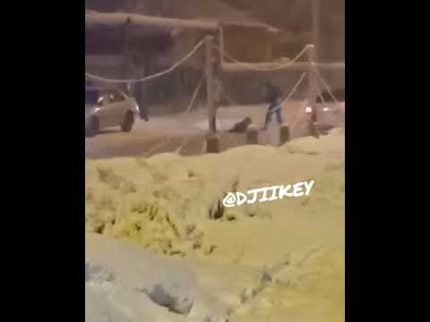Видеофакт: В Якутске жестоко избили посетителя ресторана Видеофакт: В Якутске жестоко избили посетителя ресторана