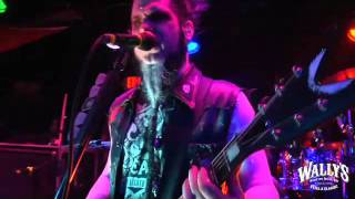 Static X - Black and White - Live from Wally&#39;s Pub, Hampton Beach NH
