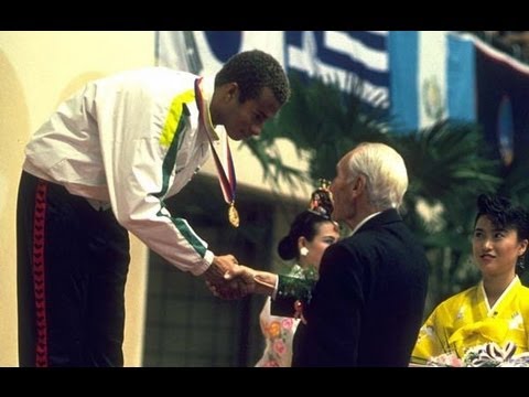 Suriname's Anthony Nesty Beats Matt Biondi To Butterfly Gold - Seoul 1988 Olympics