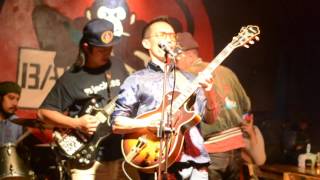 Bad Monkey Bar Keet Blues