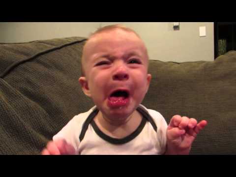 Baby tastes lemon for the first time [ORIGINAL]