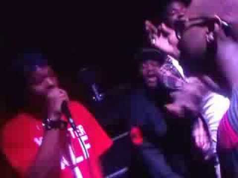 Gully Bos Live Performance At The Redgoose In Fort Worth TX