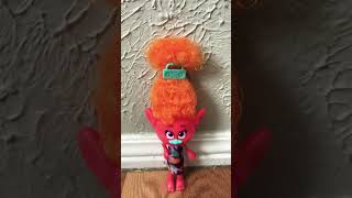 Download lagu Trolls World Tour Stylin’ Dj suki doll mp3