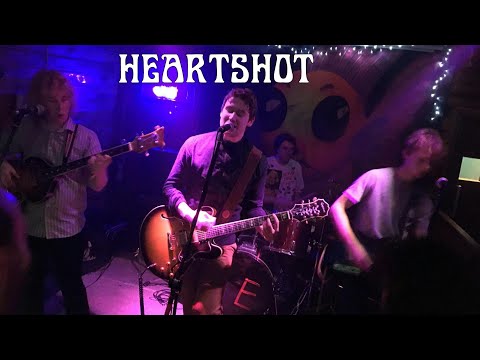 The Word UK - Heartshot (Lyric Video)