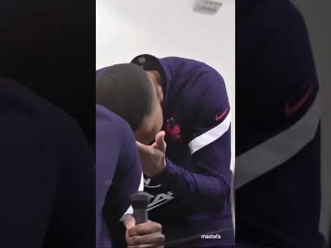 Mbappe imitates Khaby😂