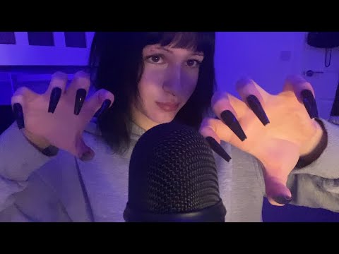 ASMR Clicky Mouth Sounds w/ Mic Scratching and Rambles 🧸