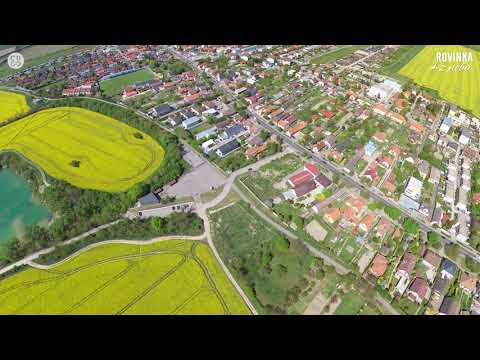 1. fotografia fotogalérie Aktuality / Rovinka z neba - letecké zábery obce - foto