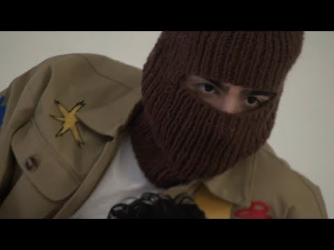 Aguilera (con Abhira Hathi)