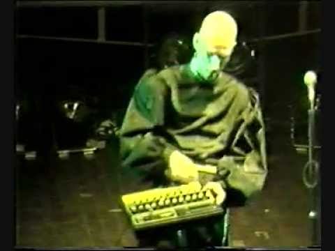 classix nouveaux..623.live at the hammersmith palais..15/6/81.