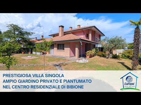 Prestigiosa Villa nel cuore residenziale di Bibione in vendita - Villa Vinciati