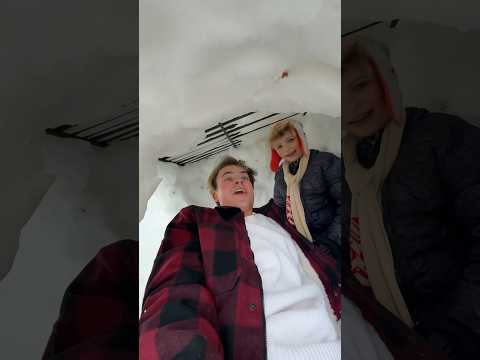 This is what the inside of a snow fort looks like!😱