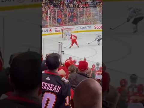 Nazem Kadri’s Overtime Winning Goal vs Boston Bruins😱 #calgaryflames