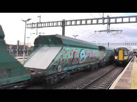 Freightliner Class 66 no: 66616 @ Didcot Parkway {6B11} 08/12/2020.