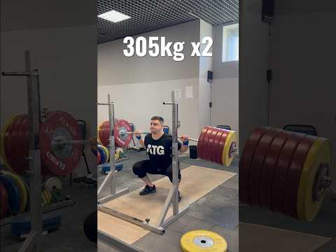 Artyom Antropov (102kg 🇰🇿) 305kg / 672lbs Squat Double! #squat #weightlifting #humanforklift