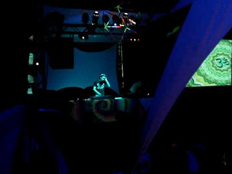 FACTORY MUSIC LIVE - Bruno Barudi e Apresentação de Malabares de Fogo by FLY ART´S