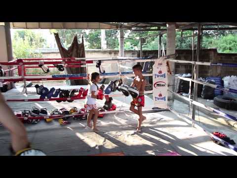 Pattaya Attractions - Cho Nateetong Thai Boxing Camp
