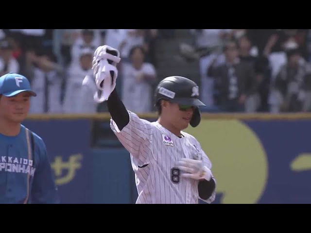 【1回裏】頼れるキャプテンの一振り!! マリーンズ・中村奨吾 センターの頭上を越える先制のタイムリーヒット!! 2023年4月6日 千葉ロッテマリーンズ 対 北海道日本ハムファイターズ