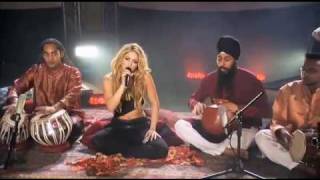 Shakira GITANA en vivo!! Subtitulos en Español.flv