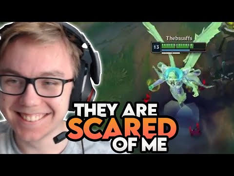 THEY RUN AWAY THEY RUUUUN AWAY!!