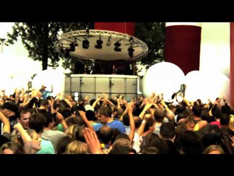 Loveland 2011 - Axwell - One