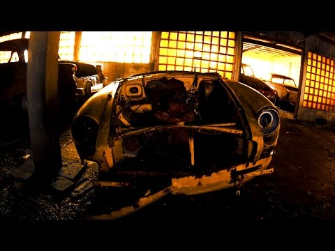 Cmentarz samochodów w Grodzisku Maz. / Car cemetery Poland