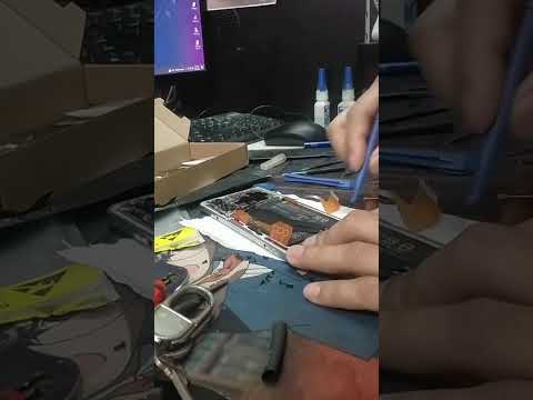 Poco F4 GT battery replacement