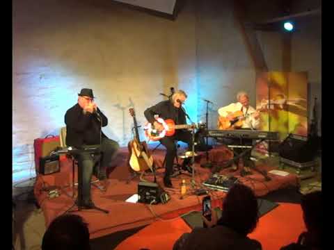 Confessin´ the Blues I Little red rooster