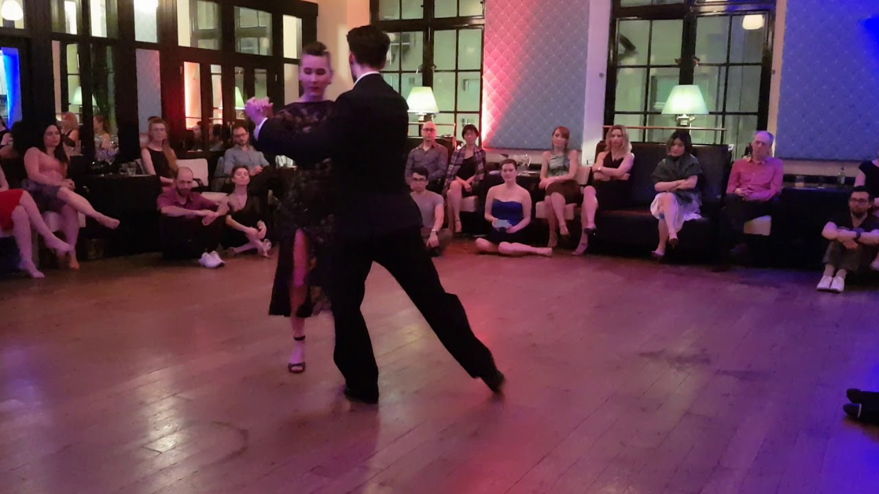 Video thumbnail for Aurore Chadoin & Sebastian Motter @ London City Milonga at The Mercer 2020 4/4