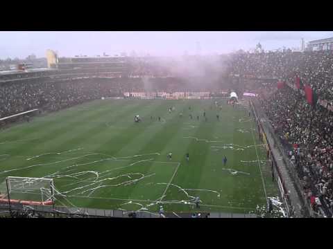 "Hinchada Sabalera de fiesta vs Boca Unidos" Barra: Los de Siempre &bull; Club: Colón