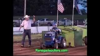 preview picture of video 'Falls City Nebraska Garden Tractor pull'