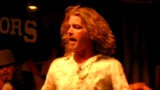 Bucky Covington - Mama Must Be Prayin&#39;