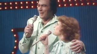 Jim Ed Brown and Helen Cornelius Run Baby Run