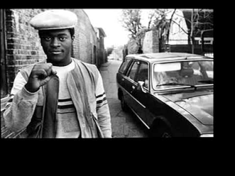 Papa Levi - Saxon Studio International vs Unity Hi-Fi (1982)