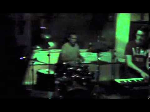 ELITNA EKIPA - Pusti me da spavam [LIVE] + Bend "Svejedno"