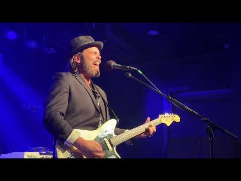 Gaz Coombes - Caught by the Fuzz - Live @ Rotown, Rotterdam - 11/2023