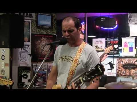 Mr. Entertainment and the Pookiesmackers - Tropical Diseases 9-26-13