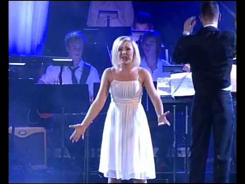 Elisa Lindström - Du måste finnas