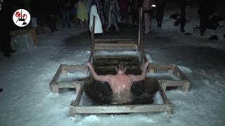 70 тысяч свердловчан Крещение отметили в воде.