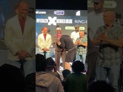 Natan Marcon KISSES KSI’s hand after Chase DeMoor no-show #boxing #misfits22  #misfitsboxing