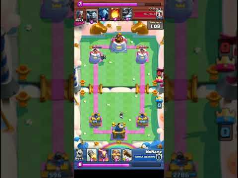 Log Bait (Level 10) VS Full level 13 cards
