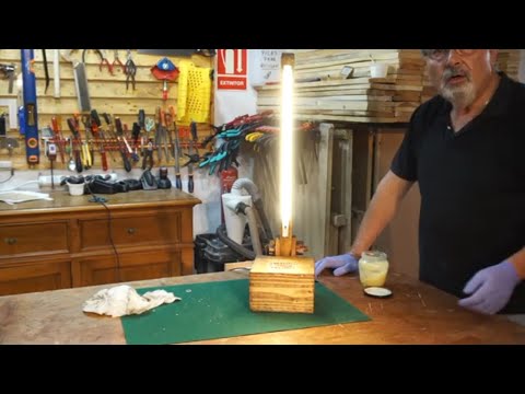 Lampara led de mesa con cargador de inducción
