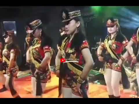 SARI NANDE PUTRI SARI NANDE, NDOLALAK PUTRI MEKAR ARUM,