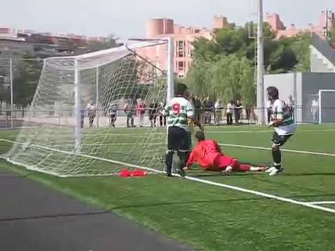 U.E. Sants - C.F. Montañesa (27/09/2009)