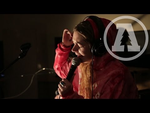 Marmozets - Hit the Wave - Audiotree Live