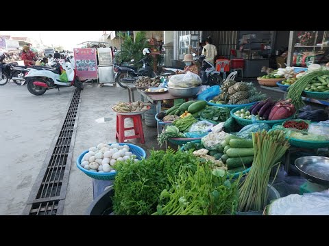 Countryside Food Market @Phsa Phum Thom - Morning Daily LifeStyle of Vendors at Phum Thom Market