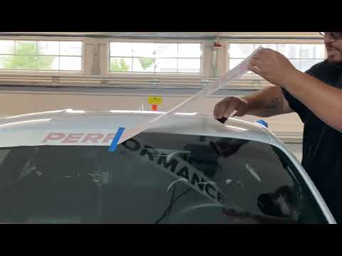 Applying Vinyl Decal to the Windshield | 2020 Mustang GT