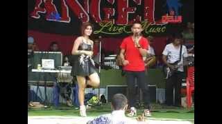 Download lagu LUKA HATI LUKA DIRI   Ressa Feat Ferry mp3