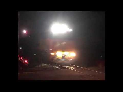 THE FASTEST freight train I have ever seen!!! 93 class leades MA5 with a cool horn