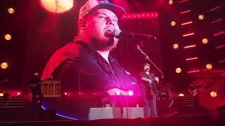 Luke Combs - Houston We Got a Problem